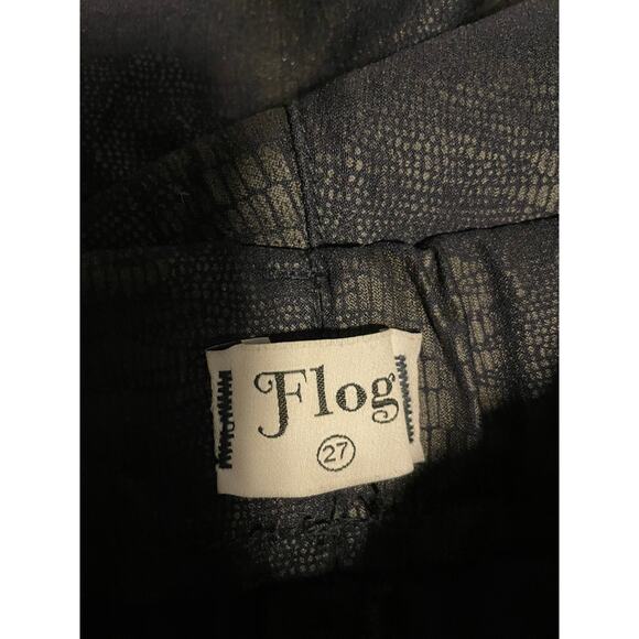 Bevy Flog Womens Pants Size 27 Black Snake Skin Metallic Pull On Mob Wife READ - Picture 5 of 10